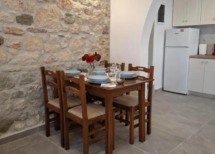 Apartment Patriko Stone House *