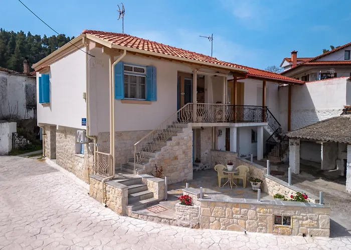 Patriko Stone House *